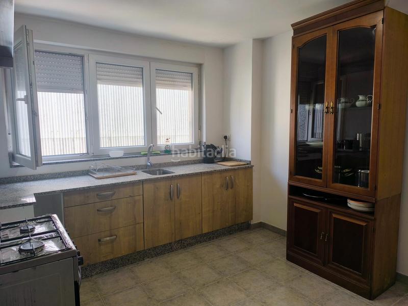 Foto eee3bcf1-096d-400b-90a0-767c077898df. Semi detached house with heating in Campus Norte - San Caetano Santiago de Compostela