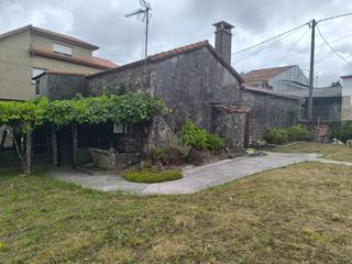 Maison à Teo. Casa de piedra en lampai
