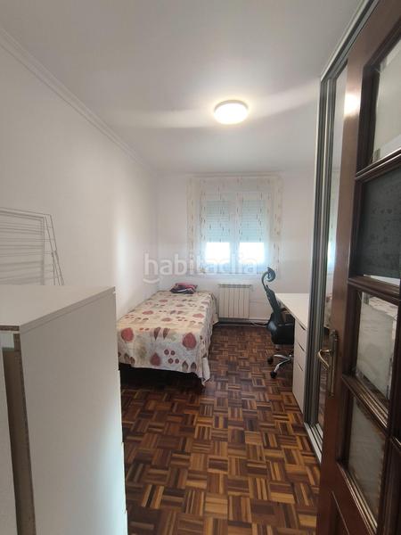 Foto e8e9f752-9d1b-424d-8c25-5306cb37d9ba. Alquiler piso  de 3 dorm. en alquiler en santiago en Santiago de Compostela