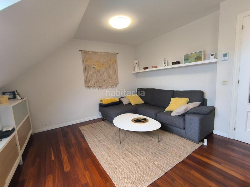 Foto a6df5fa3-bafa-4a4a-b13f-39848942c2a4. Location attique avec chauffage parking dans Concheiros - Fontiñas Santiago de Compostela