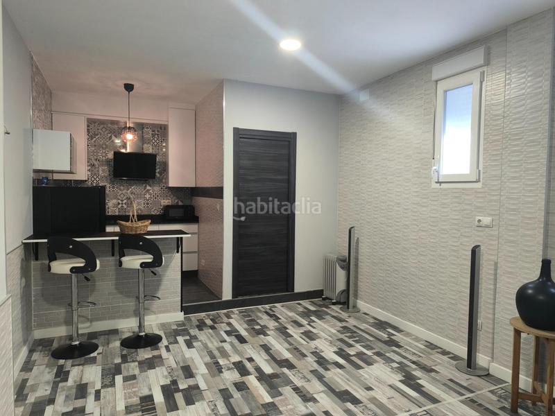 Foto 849059cb-690a-4e30-896a-2939c3d8e02a. Alquiler estudio apartamento en alquiler en santiago en Santiago de Compostela