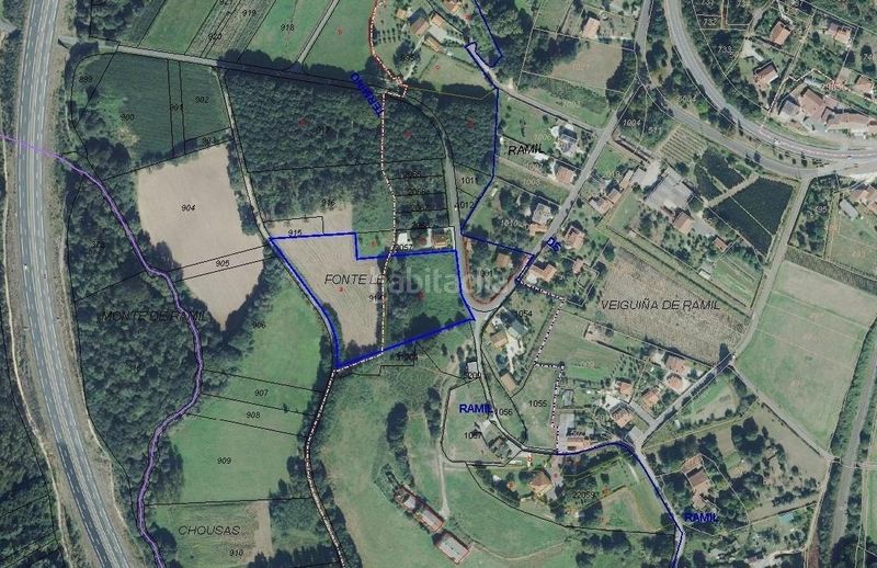 Foto fcfe8a89-1643-464d-9c64-97b36bd3d29e. Terreny residencial a Boqueixón