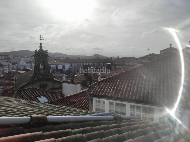 Foto 473a5cf5-fba9-458b-a44a-26abfeb0c210. Casa amb calefacció a Casco Histórico Santiago de Compostela