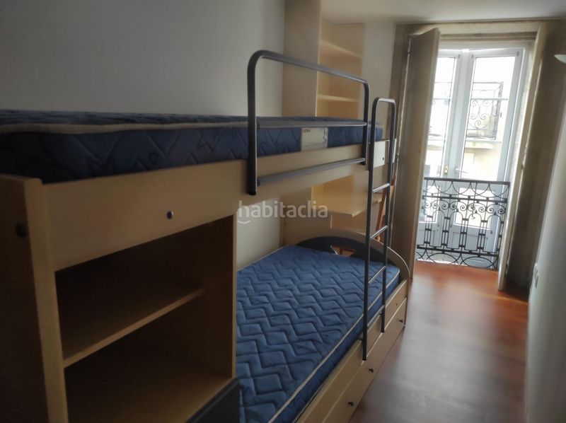 Foto 53214c96-531d-4101-b151-fb16175da314. Casa amb calefacció a Casco Histórico Santiago de Compostela