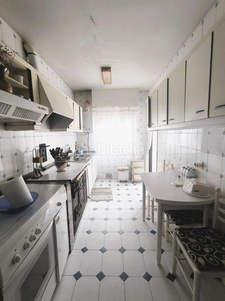 Foto bb33b876-ed5b-488c-b3ce-6360076c39a5. Casa amb aparcament a Campus Sur - Santa Marta Santiago de Compostela