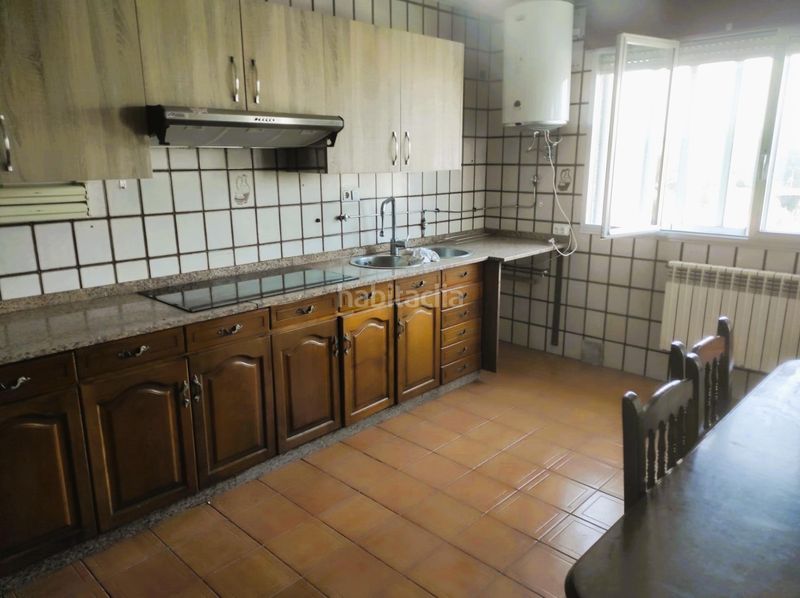 Foto 8e2e1a98-3b1c-4a8b-a340-ae8b2bdb7577. Casa amb aparcament a Campus Sur - Santa Marta Santiago de Compostela