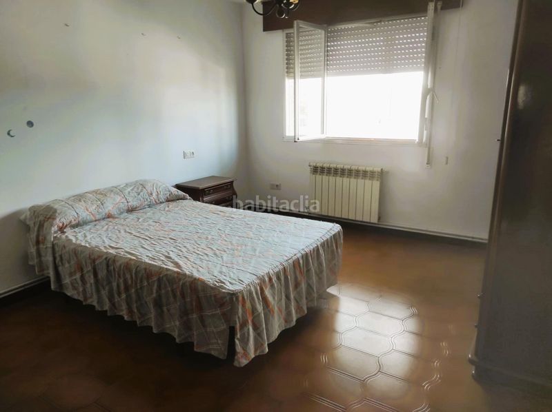 Foto f087a981-c79f-4756-9aeb-c72753a207f7. Casa amb aparcament a Campus Sur - Santa Marta Santiago de Compostela