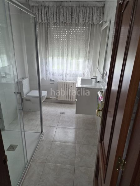 Foto 825f0a86-dd12-417c-9226-ad52e423b870. Casa amb calefacció aparcament a Laracha