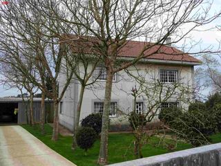 Maison à Laracha. Casa en venta en paiosaco  arteixo