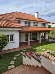 Location Chalet à Ciudad Jardín. Magnífico chalet independiente en alquiler