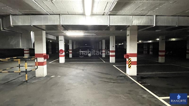 Foto a59e5c3a-9632-48c9-af88-bf50ae2c1526. Aparcament cotxe a Luanco-Aramar-Antromero Gozón