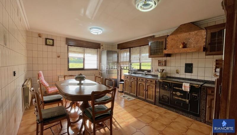 Foto 9c477416-fdf0-41c6-b5ea-88b7b8cd6e6a. Chalet fabuloso chalet con una preciosa finca entre luanco y avilés a 5 minutos de las playas de xagó y verdicio. en Gozón