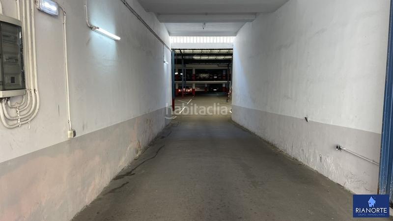 Foto 0d11b717-2045-43e3-b7b7-0c86b3601c1f. Autoparkplatz in Luanco-Aramar-Antromero Gozón