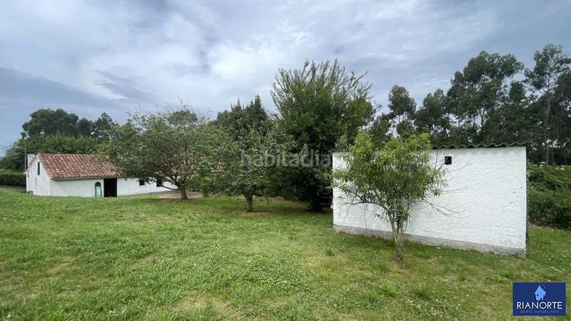 Foto f2694921-1a5f-405f-875c-eb298a7f42cc. Casa adossada amb calefacció a Luanco-Aramar-Antromero Gozón