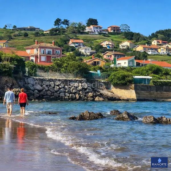 Foto 55f1bc56-b277-45c1-9874-1e6535dfefbc. Xalet amb calefacció aparcament a Verdicio-Bañugues-Cabo Peña Gozón