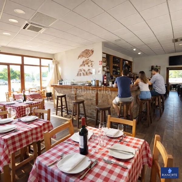 Foto d65eab06-fc1a-4ada-9e0b-66e427755ab4. Rent business premise in Verdicio-Bañugues-Cabo Peña Gozón