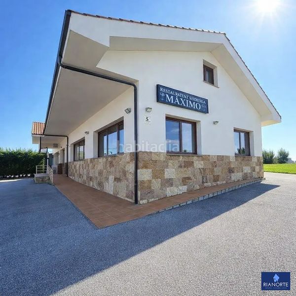 Foto db9d5b48-8d4e-4941-9d53-a8bc5a2e8980. Rent business premise in Verdicio-Bañugues-Cabo Peña Gozón