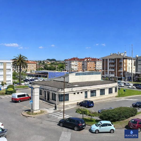 Foto 276c5100-ce76-4fb3-8b42-d633a29e240e. Pis amb calefacció aparcament a Luanco-Aramar-Antromero Gozón