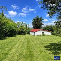 Finca r�stica  Cam�n de balb�n a moniello. Finca de recreo, no edificable, muy cerca de luanco, con fin de
