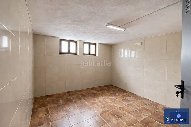 Foto b20d9fa5-cade-44c4-bfe0-da60e9516f49. Pis amb calefacció a Luanco-Aramar-Antromero Gozón