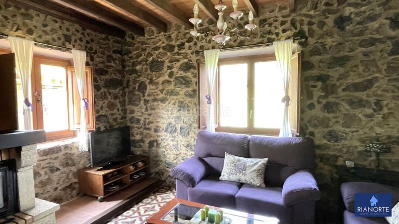 Foto c3f79fee-be3c-45b2-93e3-e907e6416a6c. Casa amb calefacció aparcament a Verdicio-Bañugues-Cabo Peña Gozón