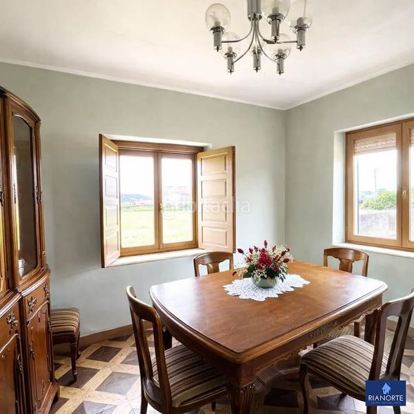 Foto 57655adf-f343-45c5-a076-136366f1913b. Casa amb calefacció aparcament a Verdicio-Bañugues-Cabo Peña Gozón