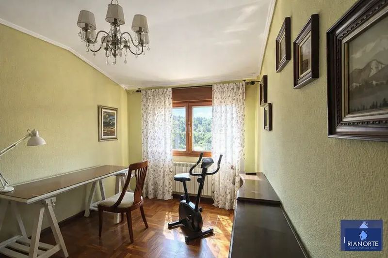 Foto 9bba77e3-5f86-4ea8-ba0c-01c220b71286. Chalet mit heizung parking in Bocines-Nembro-Cardo Gozón