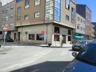 Local commercial  N/a. Gran oportunidad de comprar bajo comercial con entreplanta , aco