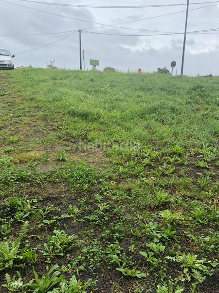 Foto 1564590f-7d97-4f8c-b0d6-783fd70af918. Terreno residencial en chancela 3 finca urbana con un galpón acondicionado para garaje u otros usos en Negreira