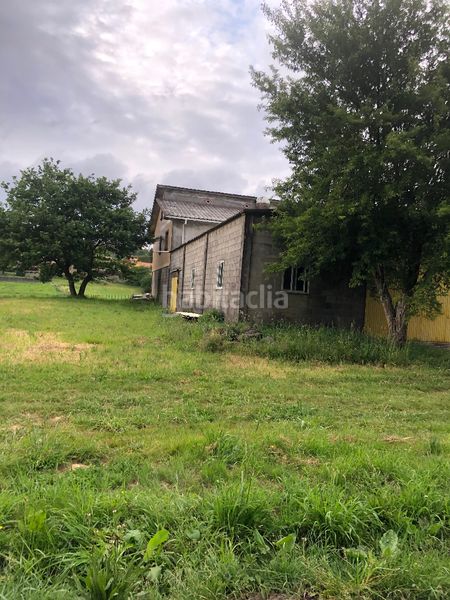 Foto d281619a-e055-4924-8f16-8387df14eb26. Casa a aro 9 a Negreira