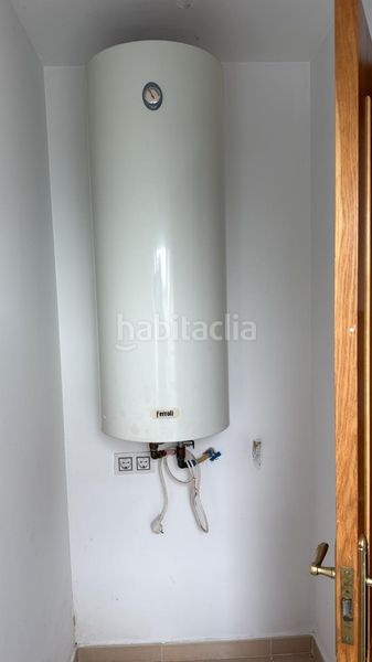 Foto 39ced666-0ff4-428f-9aba-ae978dd2ee0c. Àtic amb calefacció a Negreira