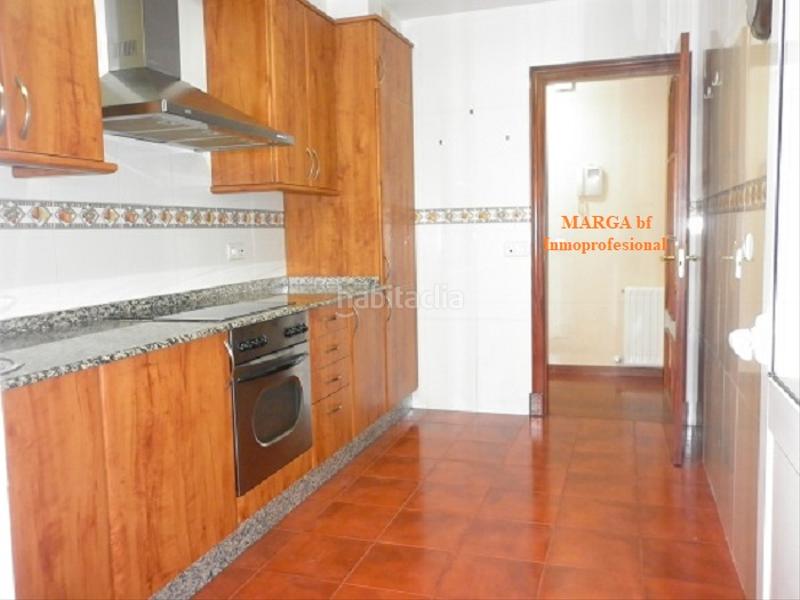 Foto 25fd358b-b94b-41ee-a75f-d70c9b8ca477. Alquiler piso sin muebles en San Juan en San Juan Ferrol