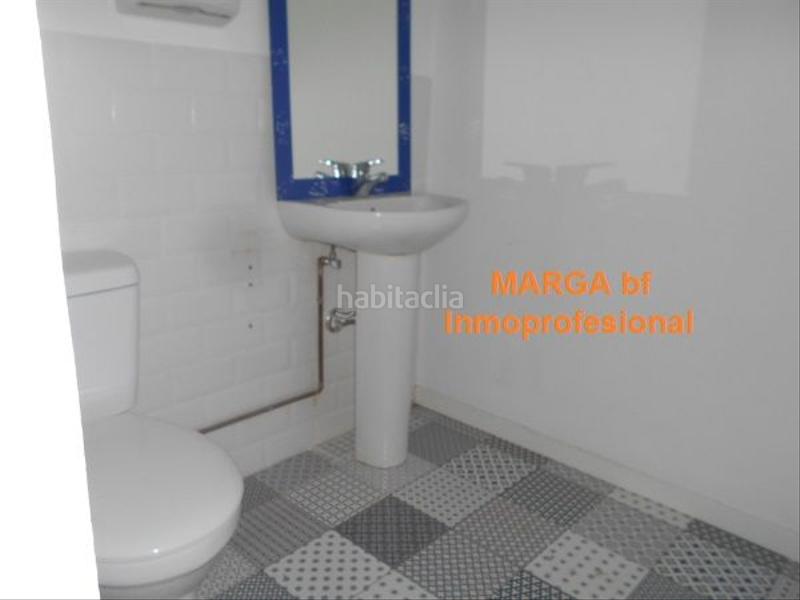 Foto b4d2a3b2-f122-4c79-9323-fca05cbf0bc0. Alquiler local comercial en Plaza de España Ferrol