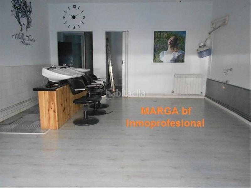 Foto c596d44f-be01-48db-8987-d1fe9c27ba5f. Business premise with heating in Plaza de España Ferrol