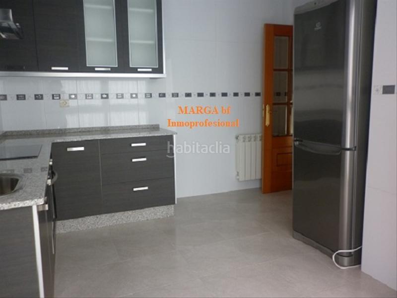 Foto 56c341cb-af5d-431c-9128-360e37aead5c. Alquiler piso amueblado y seminuevo en esteiro en Ferrol