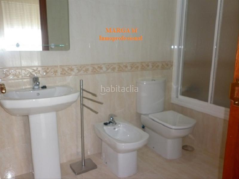 Foto 5fc1c32a-d894-4770-89af-c0dc39e87a21. Rent flat with heating in Centro Ferrol