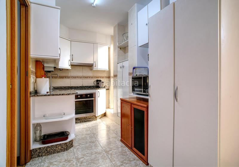 Foto 241cb1ac-835e-4d99-a172-c3ef3f94d404. Appartement dans rúa violetas 17 dans Someso - Matogrande Coruña (A)
