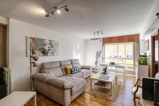 Appartement à Avenida del doctor villanueva 6