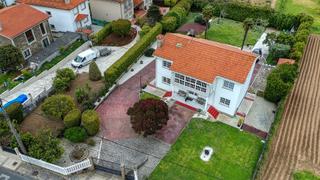 Xalet a Rúa regueiro 37