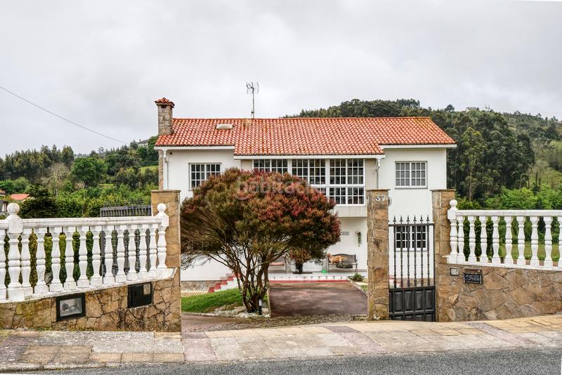Foto b7b0c565-8536-47f9-883e-66c910738712. Chalet dans rúa regueiro 37 dans Vilaboa Sur Culleredo