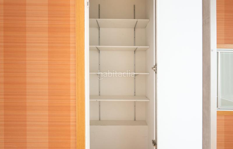 Foto 5061ba6f-7ae8-40f5-846c-6d37f3e1f31c. Appartement dans rúa real 34 dans Ciudad Vieja Coruña (A)