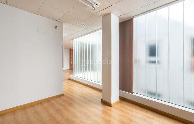 Foto 8cd37fc3-5b30-42ea-ad08-d02d3f90c4e4. Appartement dans rúa real 34 dans Ciudad Vieja Coruña (A)