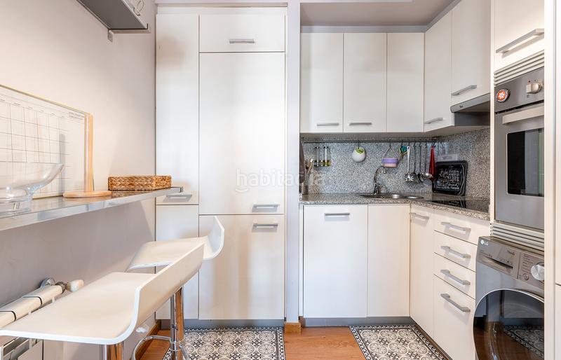 Foto b9eaa705-cdf8-42f2-9a97-f01e42997d04. Apartament a rua josé pascual lópez-cortón 2 a Someso - Matogrande Coruña (A)