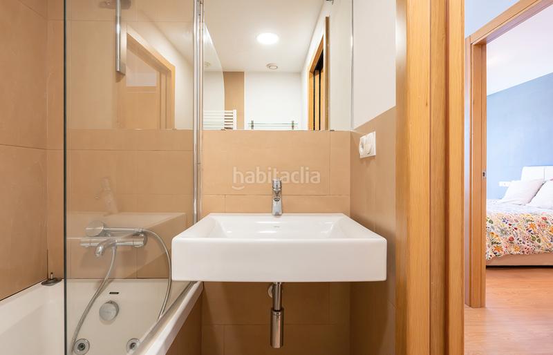 Foto 5a38ac0c-b3b4-4079-bbad-497605b40678. Apartamento en rua josé pascual lópez-cortón 2 en Coruña (A)