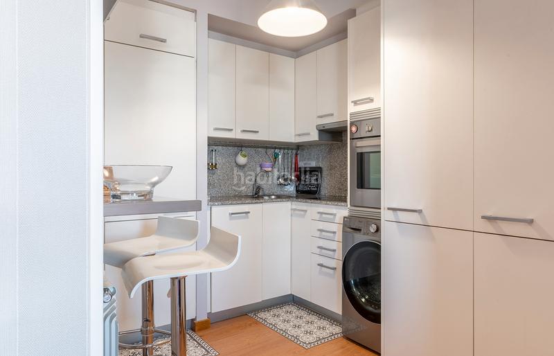 Foto b646aba3-3d74-4694-872b-e515827bcf76. Appartement dans rua josé pascual lópez-cortón 2 dans Coruña (A)