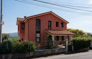 Chalet in Rúa nabeiras 23