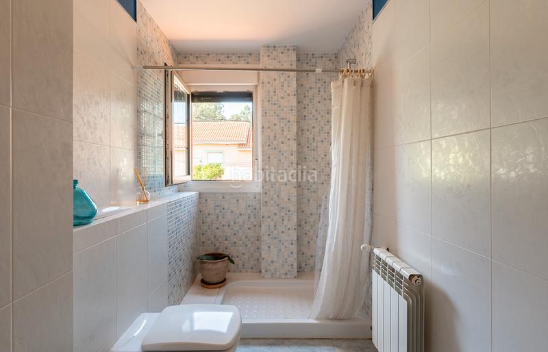 Foto 7cc355f7-7b87-4755-a9d5-d2b8d979496d. Chalet in rúa nabeiras 23 in Parroquias Rurales Culleredo