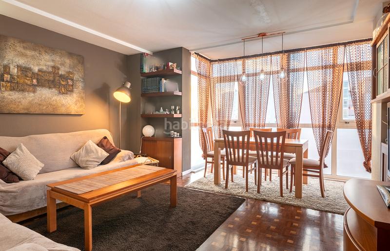 Foto 217c6a47-5b0d-4890-afb5-4aba63a9d6a2. Piso  en salvador de madariaga en Someso - Matogrande Coruña (A)