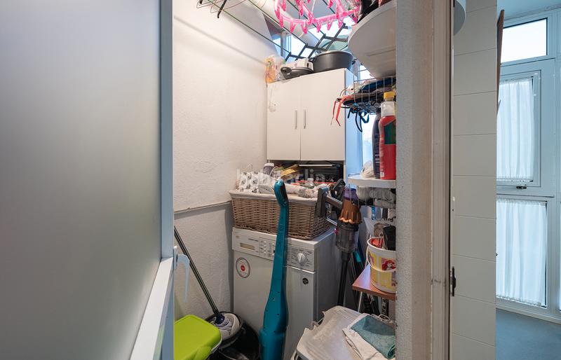 Foto 67e35371-1612-4544-bd0d-10417d2a8bd2. Piso  en salvador de madariaga en Someso - Matogrande Coruña (A)