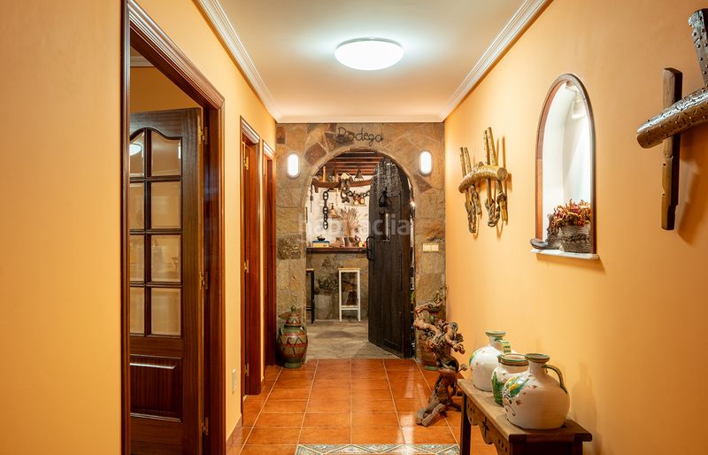 Foto 17bfc95b-b84f-4dcb-8d6b-9c3acd6e59f3. Xalet amb xemeneia calefacció aparcament piscina a Oleiros